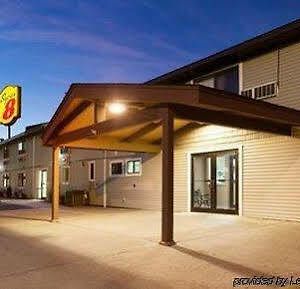 Super 8 By Wyndham Houghton